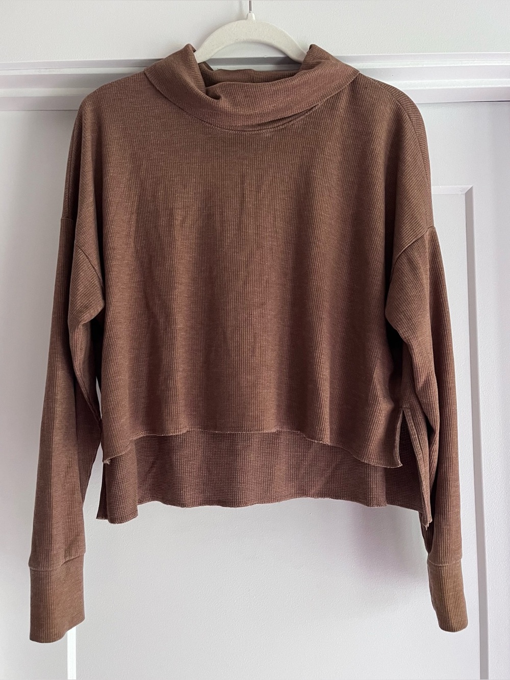 American Eagle oversized turtle / cowl neck sweater S